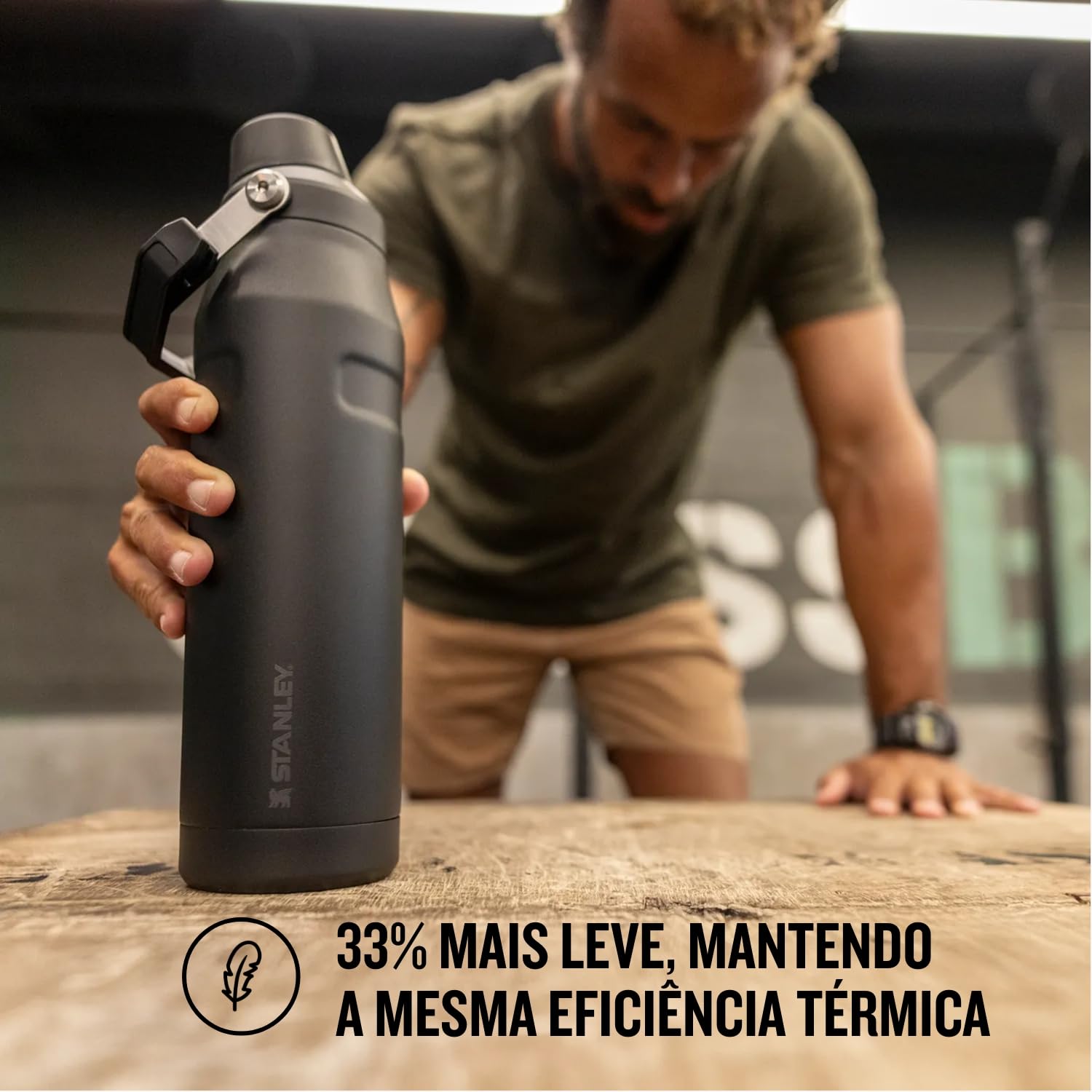 Stanley Garrafa Térmica Aerolight Fast Flow Black | 710ml